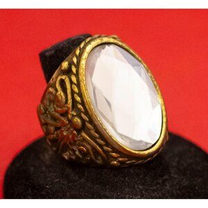 Size 7, Vintage Colorless Oval Faux Diamond Gold Tone Ring - F33
